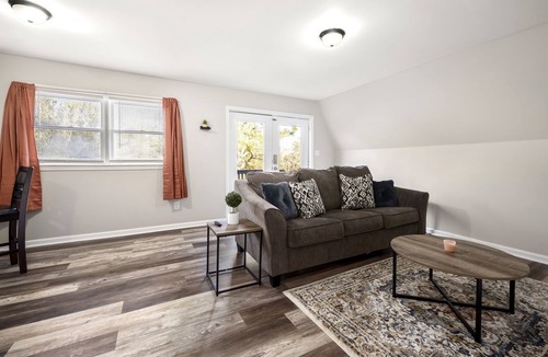 Central Apartment | Tigers Refuge:Apt B 1br, 1ba 10 min from Clemson University