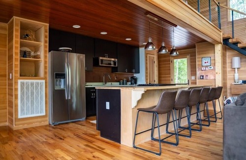 Beersheba Springs Cabin | Top of The Rock with views for miles