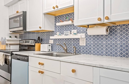 Crescent Beach Condo | Tortuga Del Mar- 2 Bedroom Beachfront Condo with Pool