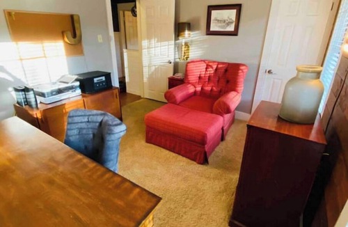 Los Indios House | Tranquil Family Retreat in NW Austin, Hot Tub, Office, & Backyard Escape