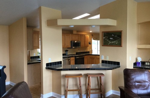 Sutherland Springs House | Tranquil Ranch w SPA and POOL - option to heat pool - on Cibolo Creek, sleeps 9