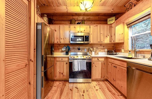 Blue Ridge House | TreeHouse Hideaway