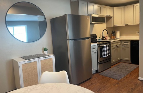 Syracuse Apartment | Twin Oaks Extended Stay Two Bedroom - 2813 Apt 5