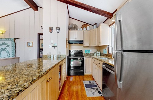 Maplecrest House | Two-story home with a fireplace & deck - across the street from lake access