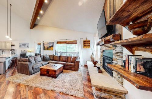 Four O'Clock Apartment | Tyra Summit A3C