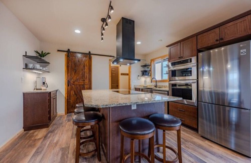 Buena Vista House | Ultimate Privacy w/Spa & Unbeatable Views