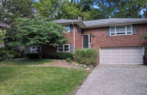 Old West Side House | UM Football - 5 blocks to Stadium