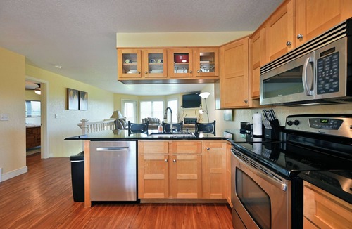 Birchwood Condo | Unit 109 2 Bdrm/2 BA
