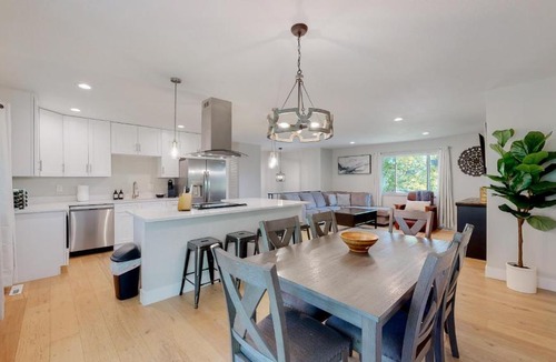 Castlewood House | Updated 4 Bedroom Centennial Home with Air Hockey