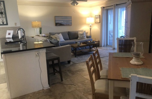 Butler Beach Condo | Updated and comfortable Ocean Hibiscus condo! Great location on Butler Beach!