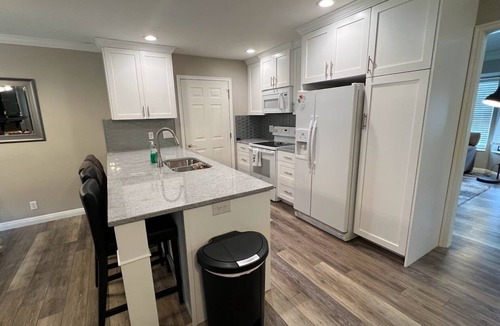 Woods Cross House | Updated, Comfortable and Luxury Stay! Close to all ski resorts. Come and stay.
