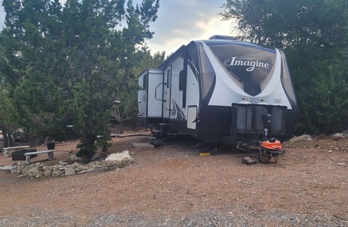 Spicewood House | Updated ! Luxury Lake Travis RV