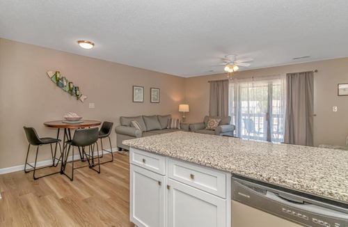 Surfside Beach House | Updated Second Floor Condo - 1 Bedroom - Only 2 Miles To The Beach! Golf Colony 17-G