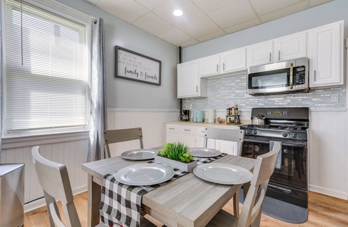 Stoughton Apartment | Updated Stoughton Apartment w/Shared Yard!