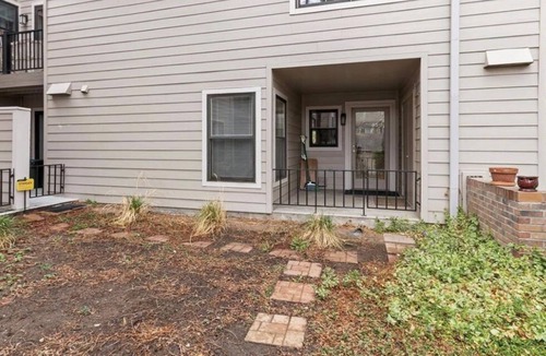 Cherry Creek Condo | Upscale remodel in walkable Cherry Creek