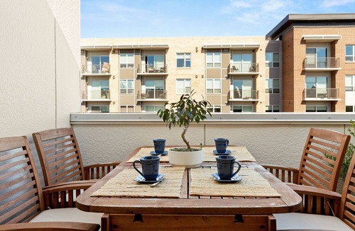 Riverside House | Urban Elegance: Luxury 4-Story Downtown Brownstone with Views & Free Parking