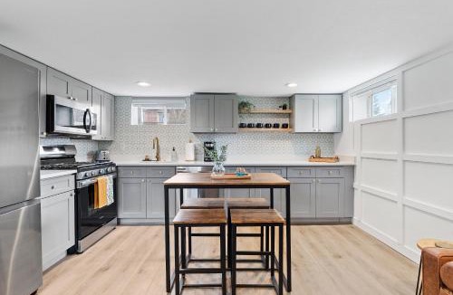 Northeast Park Hill Apartment | Urban Hideaway - Charming 2 Bedroom Apartment Close to Denver's Best Attractions