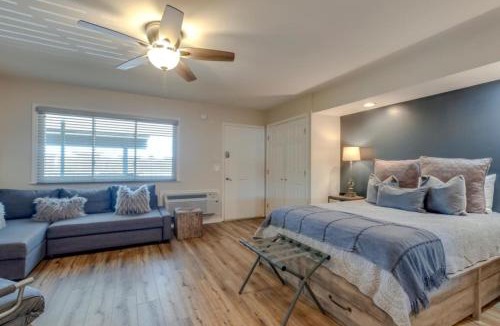 Melrose Apartment | Urban Hideaway Cozy Studio with Pool Access