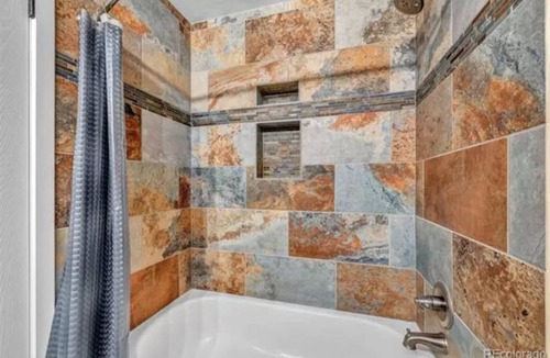 North Central Westminster Resort | Private room ∙ 3 guests