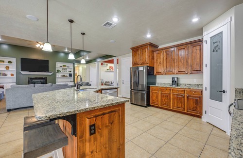 Hurricane House | Utah Retreat w/Heated Pool, Grill & Fire Pit!