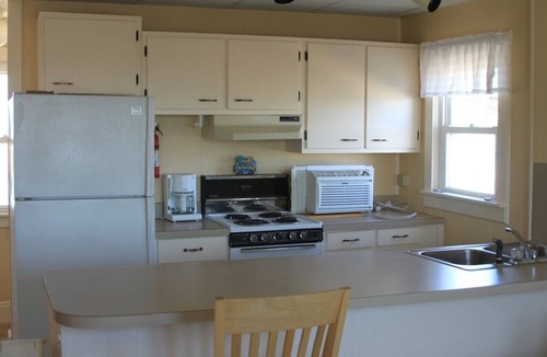 Misquamicut Apartment | Vacation Rental in the Heart of Misquamicut Beach