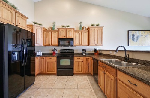 Fruita House | Velo III: BBQ, Fire Pit, and Dog Friendly
