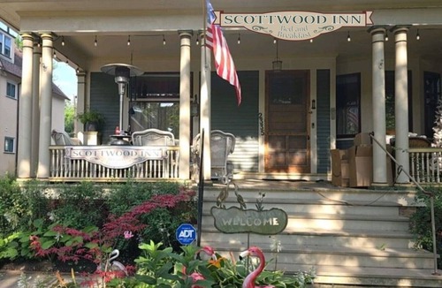 Downtown Toledo House | Victorian Home in Toledo's Historic Old West End