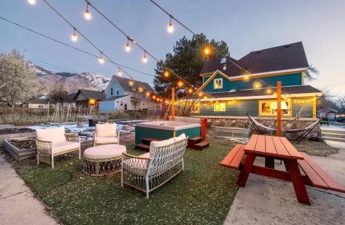Ogden Villa | Victorian Luxury, Big Groups, Jacuzzi