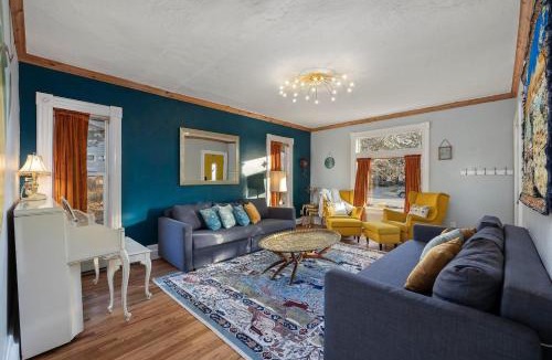 Ogden Villa | Victorian Luxury, Big Groups, Jacuzzi