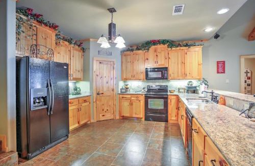 Log Cabin House | Views and Private Dock Lakefront Eustace House!
