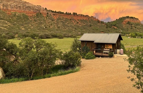 Durango House | Views for Miles, Starry Starry Nights, Close to Town and Pet-Friendly
