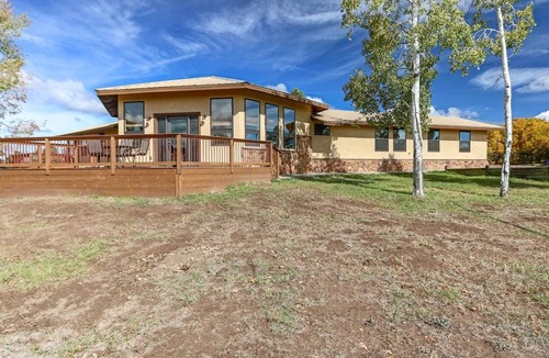 Pagosa Springs House | Views galore in this gorgeous single level home
