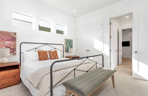 Bloomington Apartment | Villa 11 - 4 Bedroom ! Game Room! YEAR ROUND HEATED POOL & HOT TUB!