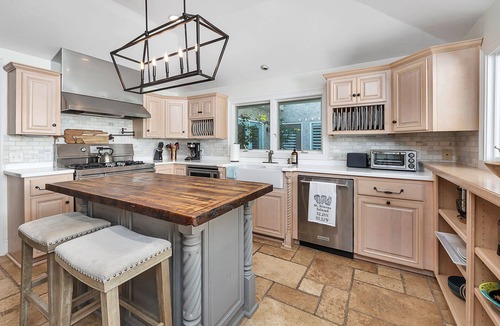 Demere Park House | Village Revival! Perfect Village/Beach Location, Fully Renovated, Summer Passes to Neptune Park Fun Zone!