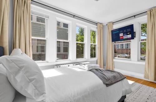 St. Elizabeth's Apartment | Vintage 5BR apt in Boston with Free Parking