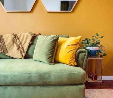 North Nashville House | Vintage Vibes - Minutes From The Broadway Buzz