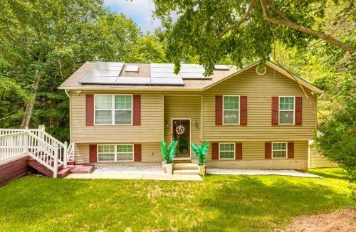 Chesapeake Ranch Estates-Drum Point House | Walk to Beach Elegant Escape in Lusby!