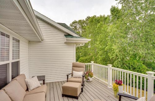Elkhart Lake House | Walk to Beaches and Restaurants Elkhart Lake Escape