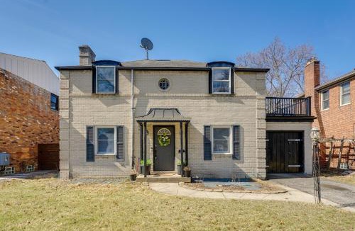 Royal Oak House | Walk to Detroit Zoo Home with Sunroom and Patio!