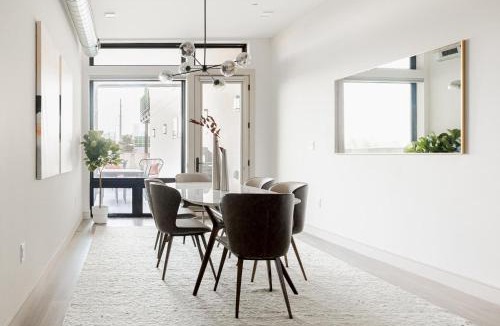 Jefferson Park House | Walk to Gameday - Jefferson Park Condo - Tesoro