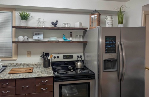 Pottstown Apartment | Walk to Restaurants & Shops: Apt in Pennsylvania!