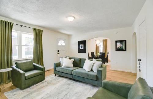 Huntington House | Walk to Ritter Park Renovated Home Near Marshall!