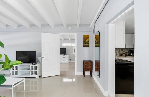 Dolphin Isles Apartment | Walk To The Beach | Fire pit + Pool | Coconut Unit