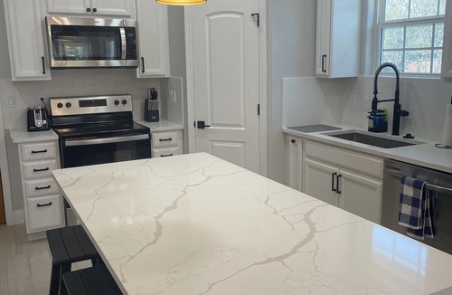 Harlandale House | Warm and welcoming single family home minutes from Downtown San Antonio
