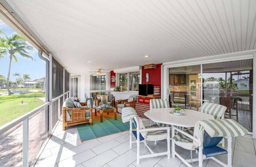 Venetian Way House | Water's Edge Retreat: 3B/2B Canal Front Home