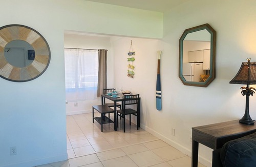 Lighthouse Point Condo | Waterfront 1BR at Hillsboro Inlet-walk to the beach, pool, & lighthouse view