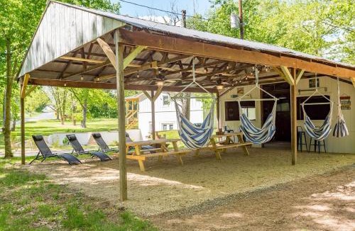 Elkton House | Waterfront 5 Br Pool Hot Tub Pavilion Fire Pit