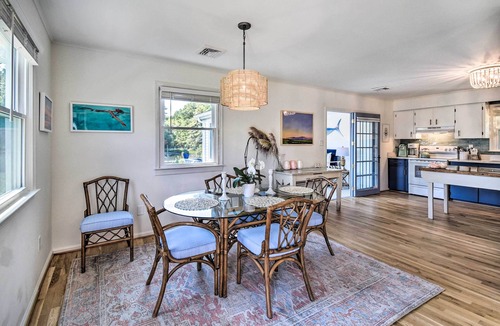 Deltaville Cottage | Waterfront Deltaville Cottage w/Fire Pit!
