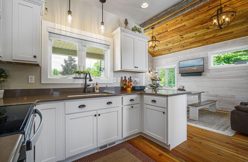 Two Rivers House | WATERFRONT Home-Amazing sunsets, extra amenities, kayaks, canoe, paddle board~