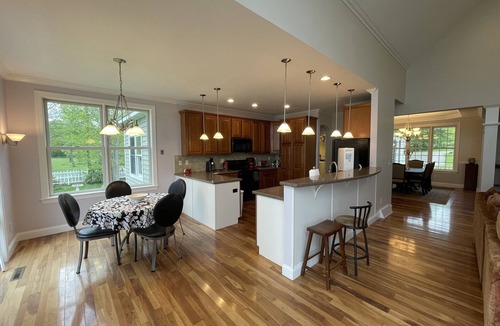 Sterling House | Waterfront house with amazing views of Lake Ontario and Sunsets
